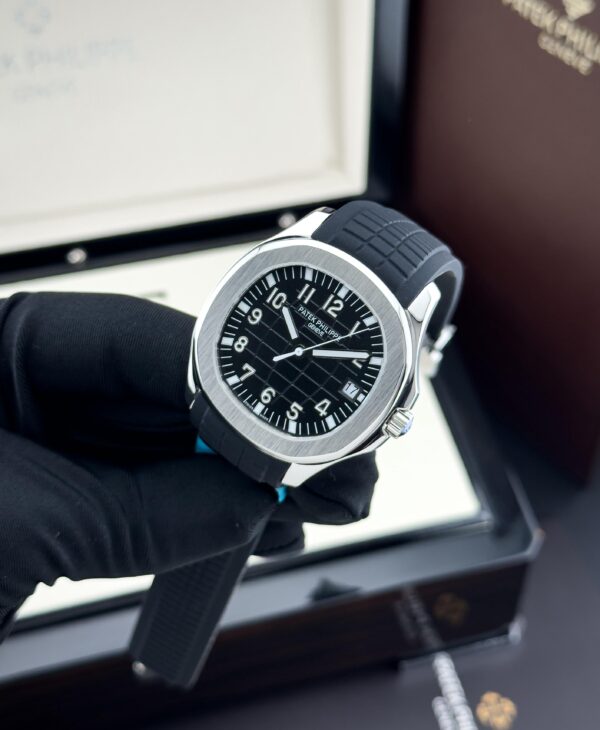 Patek Philippe Aquanaut Ref 5165A